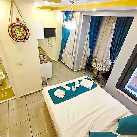 Galata Zade فندق
