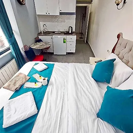 Galata Zade